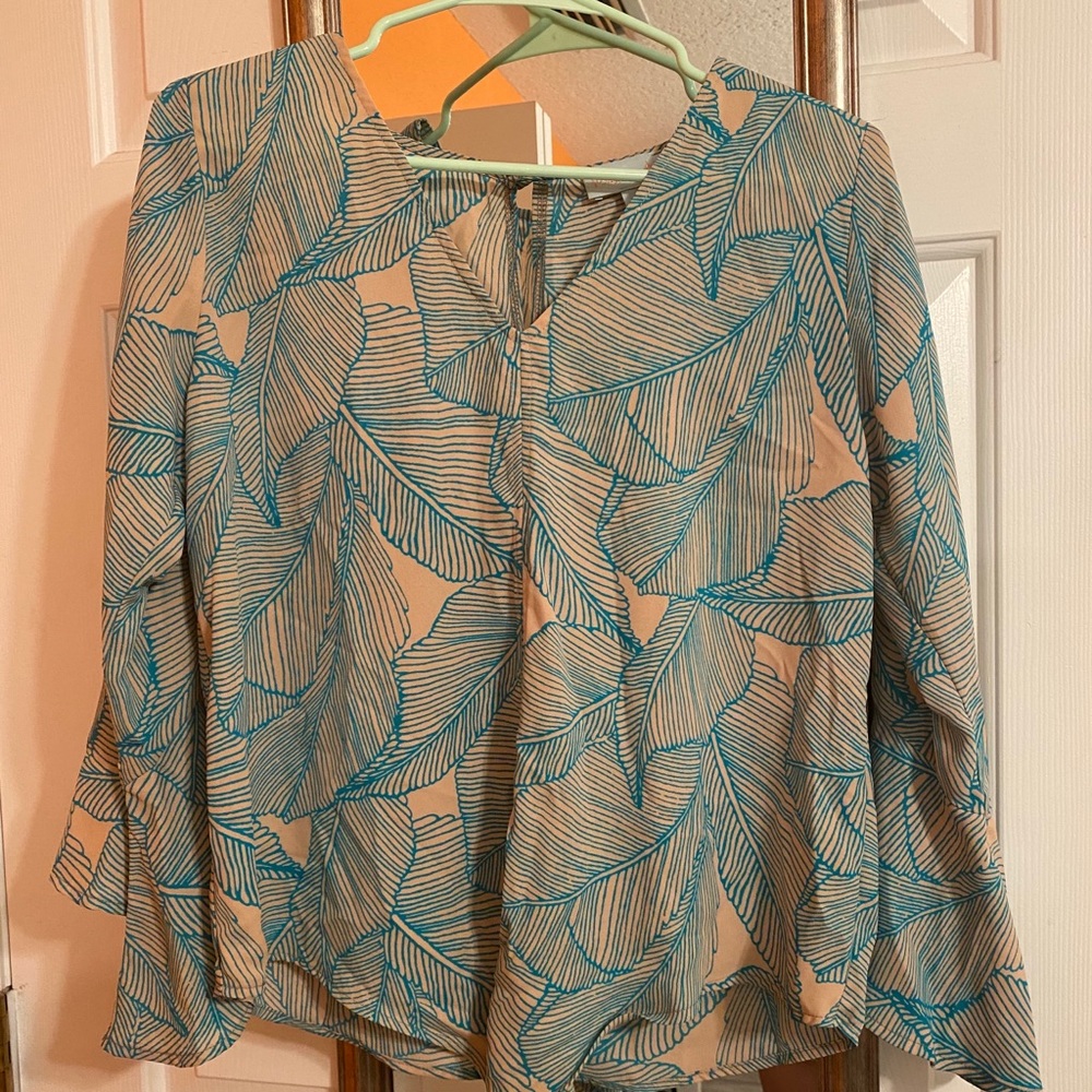 Business casual shirt